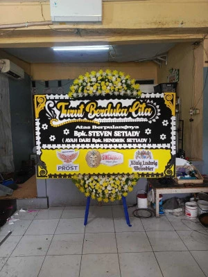 Papan Bunga di Petamburan